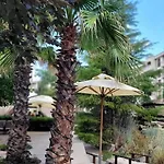 Deluxe In Cascadas Family Sunny ساني بيتش