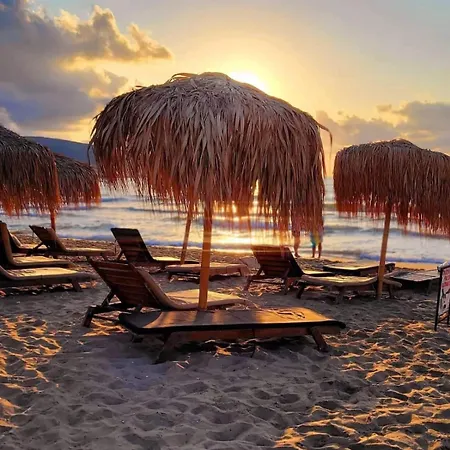 Deluxe In Cascadas Family Sunny アパート サニービーチ