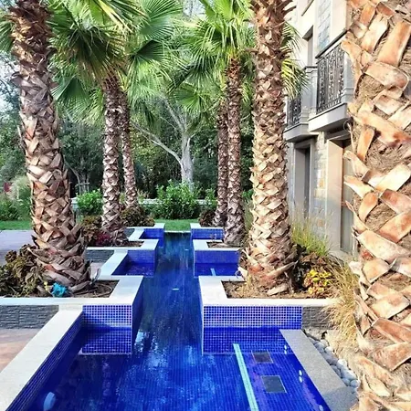 Deluxe In Cascadas Family Sunny Daire