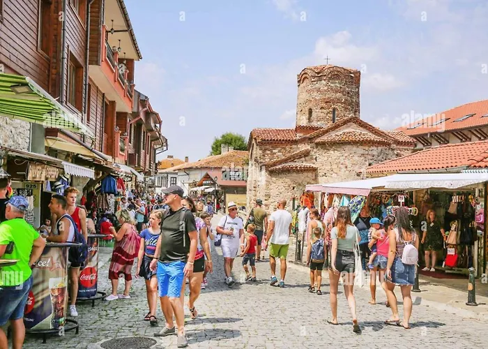 Апартамент Deluxe In Cascadas Family Sunny Слънчев бряг