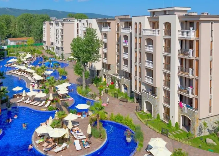 Апартамент Deluxe In Cascadas Family Sunny Слънчев бряг