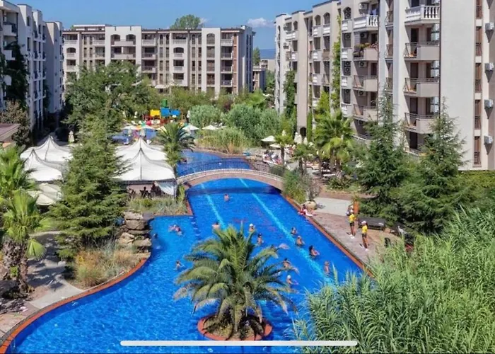 Апартамент Deluxe In Cascadas Family Sunny Слънчев бряг