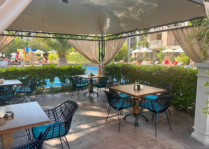 Deluxe In Cascadas Family Sunny Слънчев бряг